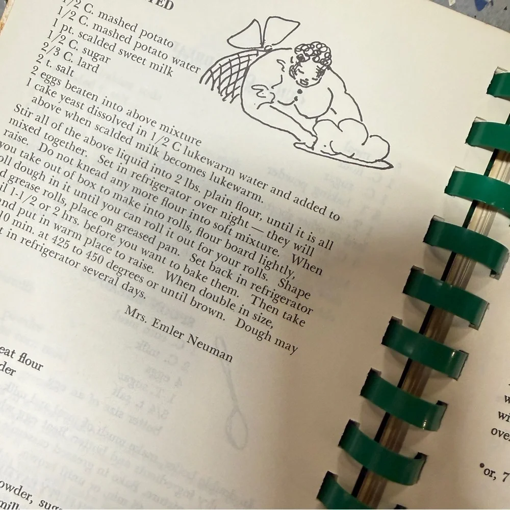 Cabbage Patch Kentucky Recipes Cookbook with Green Spiral Binding